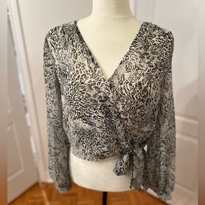 DYNAMITE & H&M FALL/WINTER WEAR - 12 pieces (S/M)